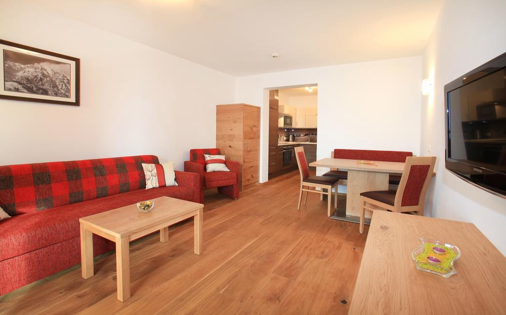 Tarlack Appartements Huetten 34 Leogang Ruang foto