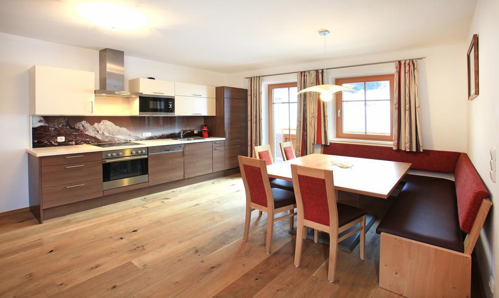 Tarlack Appartements Huetten 34 Leogang Ruang foto