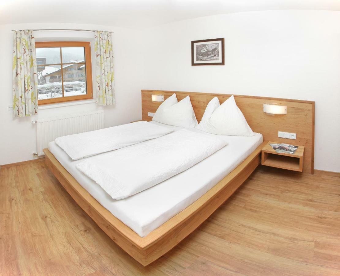 Tarlack Appartements Huetten 34 Leogang Bagian luar foto