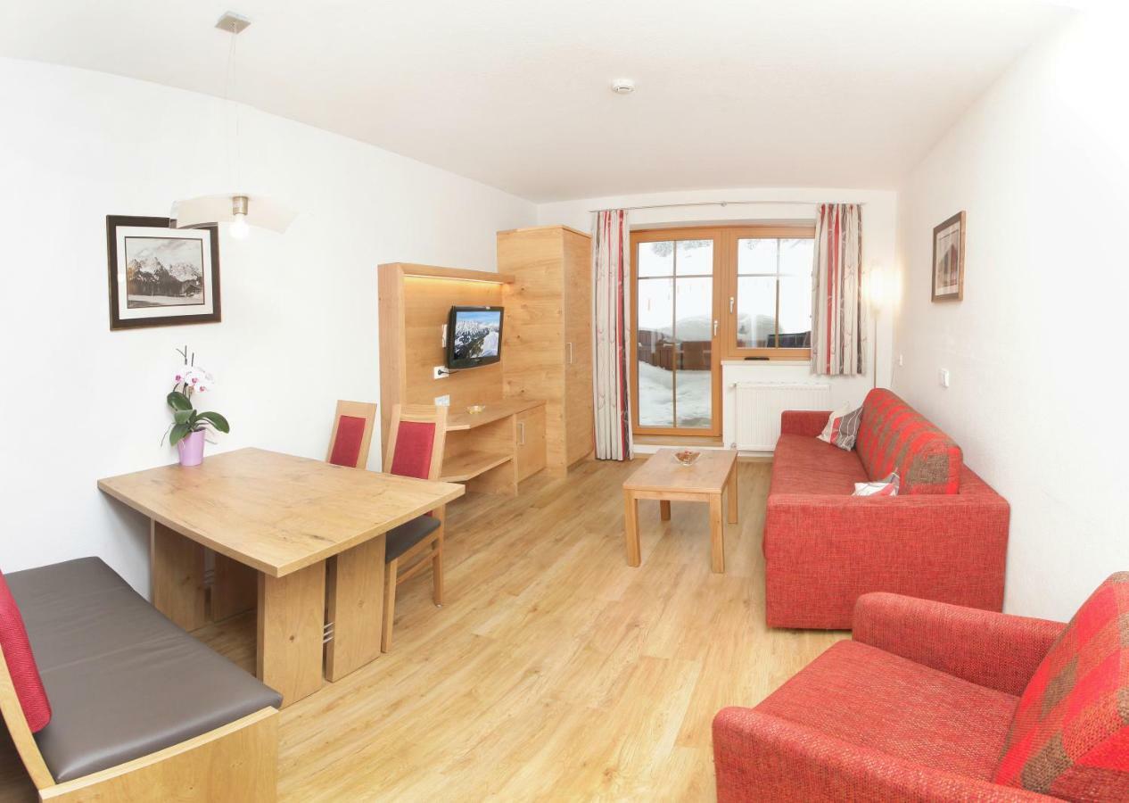 Tarlack Appartements Huetten 34 Leogang Bagian luar foto