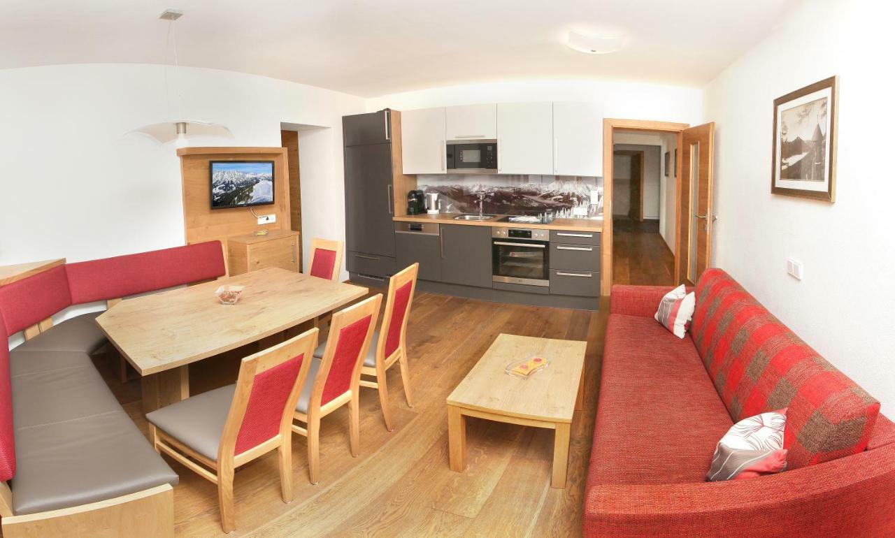 Tarlack Appartements Huetten 34 Leogang Bagian luar foto