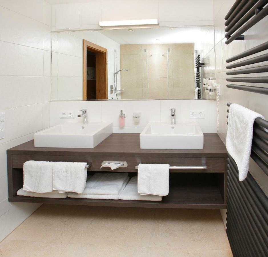 Tarlack Appartements Huetten 34 Leogang Bagian luar foto