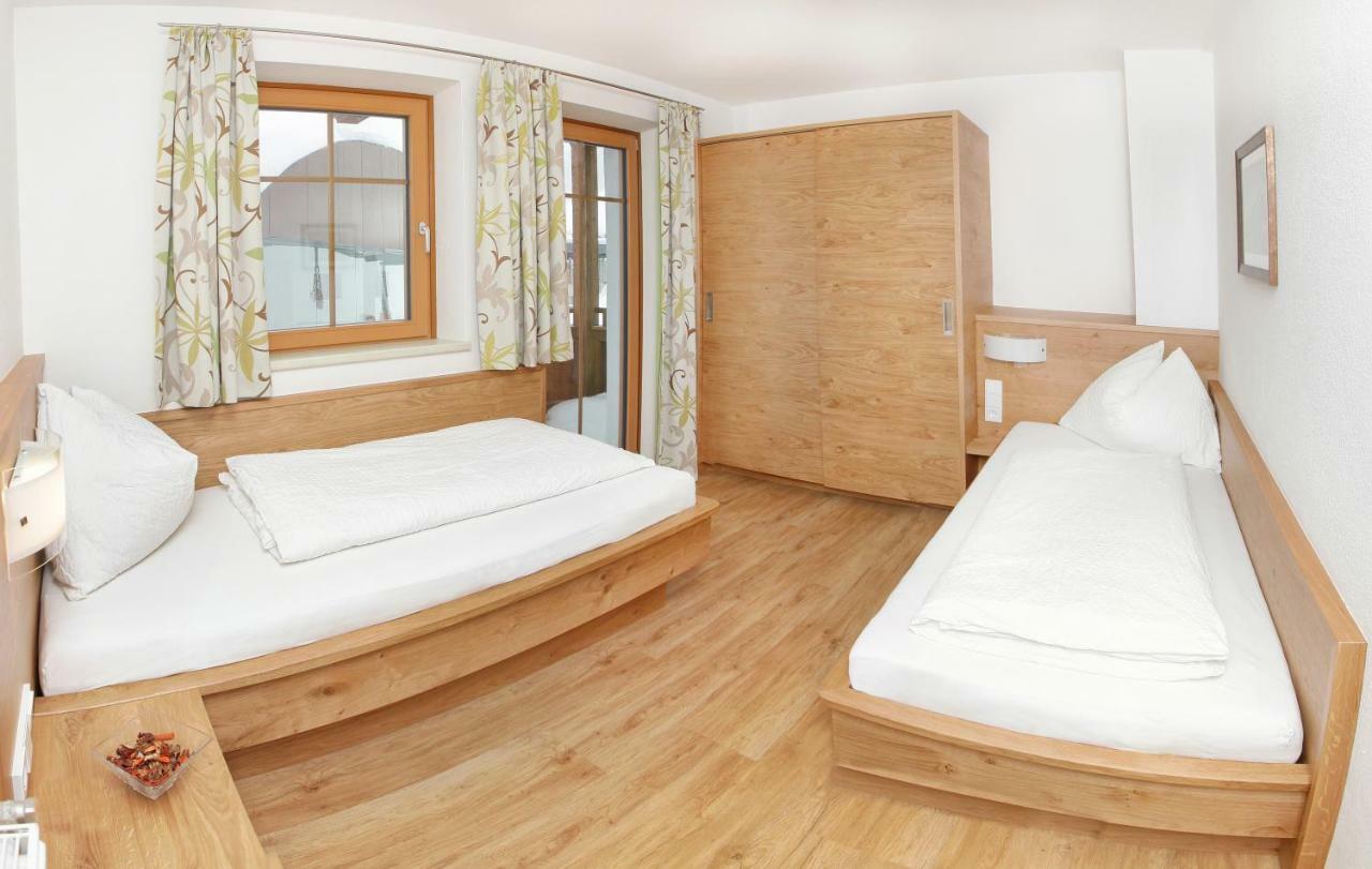 Tarlack Appartements Huetten 34 Leogang Bagian luar foto