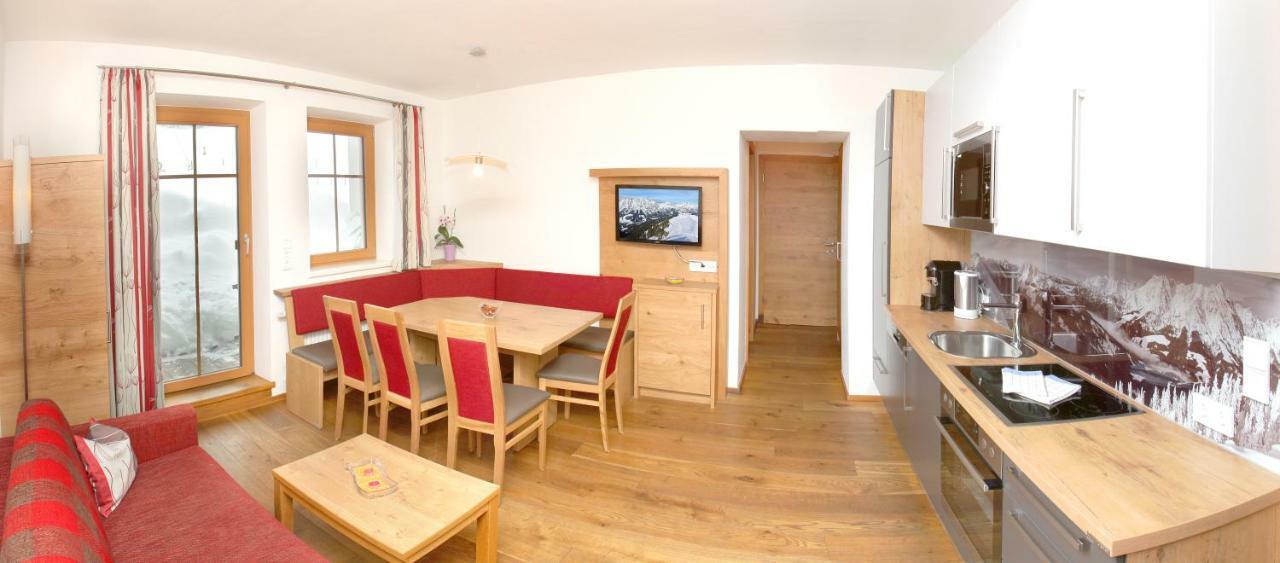 Tarlack Appartements Huetten 34 Leogang Bagian luar foto
